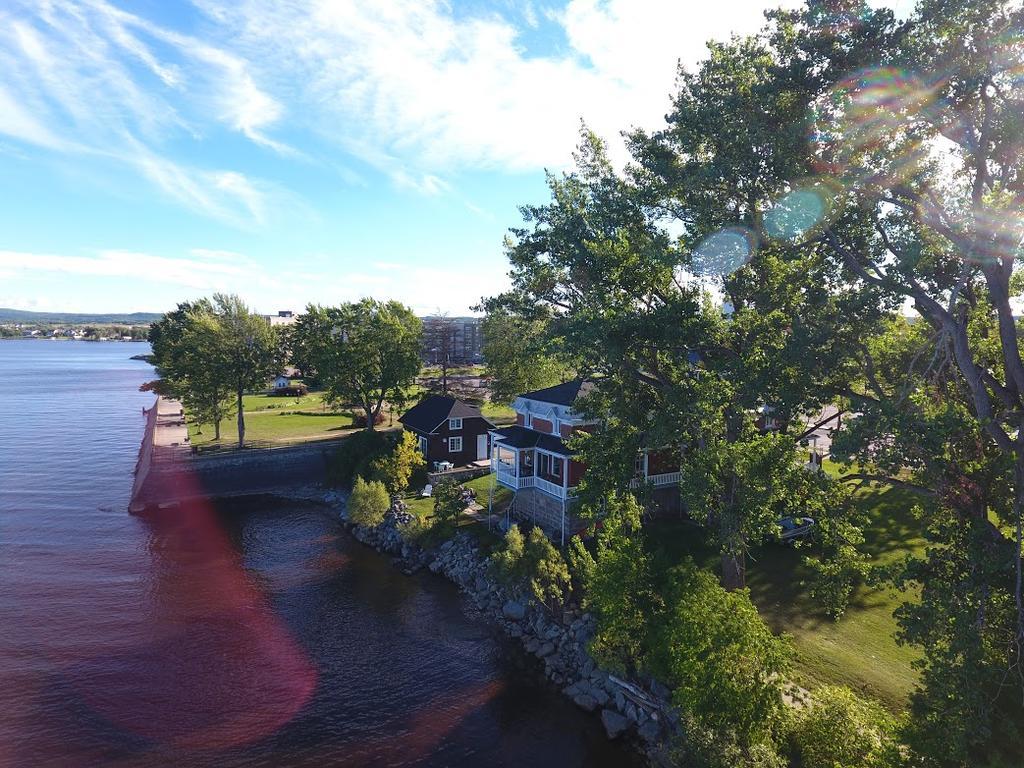 Gite Les 2 Soeurs Bed and Breakfast Roberval Exterior foto